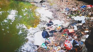 Nekat Mancing di Samping Tumpukan Sampah, Begini Akibatnya!!