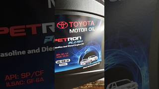 Toyota engine Motor oil #shorts #viralshorts #ytshorts