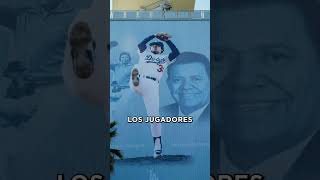 Los Dodgers le dedican su primer juego de la serie mundial a Valenzuela | Noticias EstrellaTV