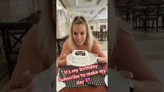 Worth a try 😂 #birthday #cakelover #sharmelsheikh #vacation