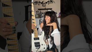 Matching outfits with my guitar |Mari Zaghete