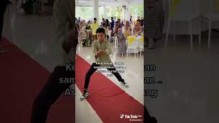 silat orang melayu di kenduri kawin be like