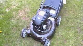 2009 Briggs and Stratton mower