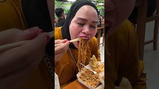 BALES DENDAM LANGSUNG MAKAN 3 PORSI🤣 #vidiokocak #komedi #hiburan #shorts #shortsvideo #viral #fyp