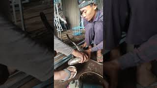 Tukang Welder Dan Kernet Ribut Melulu