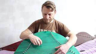 Видеоурок игры на шлемовидных гуслях. Наигрыш "Русского". Lesson for psaltery. Gusli. Lyre. Psaltery