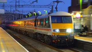 Trains at Watford Junction, WCML - 16/09/22