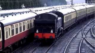 (HD) Severn Valley Railway Dining train arrives at Bridgenorth