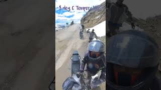 KHARDUNG LA PASS - SNOW FIGHT