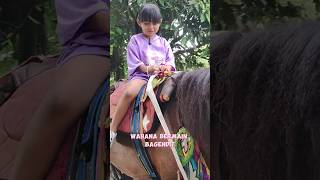 Khayla cobain naik kuda #shorts #kuda #horse