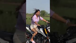 Princi Sanju 99 ktm lovers 🥰 status || girl bike riding video || ktm lovers 🥰 girl bike riding video