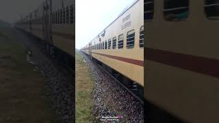 11077// Jhelam express From Pune junction to jammu tawi 90 Kmph #1millionviews #viralshort #train 🚆