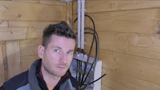 Electricité dans un garage  3/4 (préparation avant le câblage du tableau secondaire)