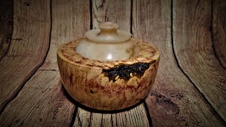 How to turn Alabaster lid and Maple burl hollow form!