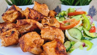 Juicy Grilled Chicken kebab in nature / Готовим Барбекю из Курицы / Шашлык куриный 4K 8K