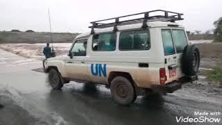 HEAVY FLOODS IN KAKUMA TURKANA COUNTY UN VEHICLES STUCK.