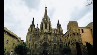 Drone footage of Barcelona's Cathedral!