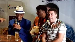 "Hino do América" Níver do Leo Russo com Mestre Monarco na Marina da Barra 20/07/2019 Parte 1