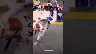 💥WORLD TAEKWONDO FIGHT IN KOREA 🇰🇷😵 #shortsviral #taekwondo #fitness