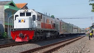 CC 204 03 05 YK | KA 10669 KLB Staf Kepala TNI AL