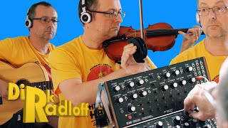 DIRK RADLOFF: "Badminton crush" Moog Subharmonicon DFAM Violin Guitar Shaker