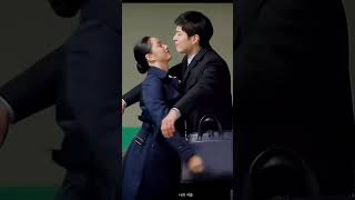 Huuug Me!! -Deoksun & Taek 💛💛 Reply 1988 clips #hyeri #parkbogum #korean #reply1988 #sweetmoments