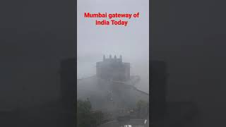 மும்பையில் gateway of India புயல் கரையை கடக்கும் போது நடந்த சம்பவம்