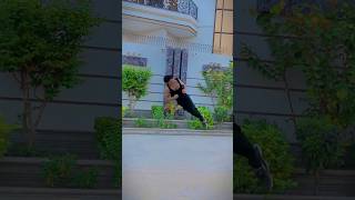 #flips #gymnasts #tumbling  #parkour #shorts  #video 😱