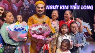 Lần đầu được chú NSƯT Kim Tiểu Long mời xem Cải Lương tại nhà hát, cả khán đài Nổi Da Gà vì quá hay