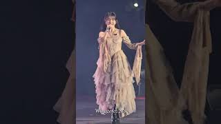 Shopper 4K IU HEREH World Tour LA Part 1 #IU #HEREH #LA #fancam