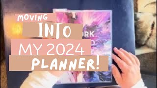 Moving into my 2024 planner!!