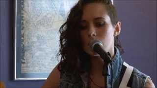 Rachel  Larralde:  Acustic Video - Megatv - Air - Cabaret South Beach