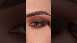 Radiate your Confidence with this beautiful hazel brown eyes makeup