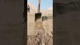 Awesome Excavator Operator Skills - Excavator Operator With Highly Precise Skills  EP161 #Shorts