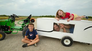 Hudson found a new camper for his tractor | Tractors for kids