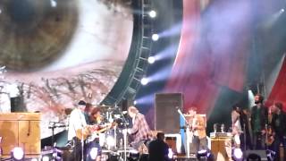 Neil Young-Rockin in the free world Global Citizen