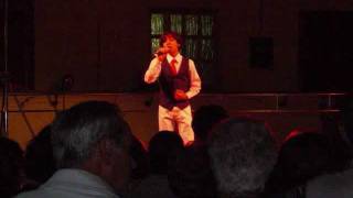 Damiano Mazzone canta l'immensita' live