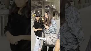 Aishwarya Rai Bachchan and Her Daughter spotted airport #aishwaryaraibachchan #aradhya #shorts