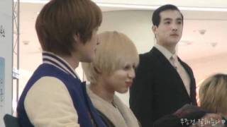 [fancam] 111213 SHINee Taemin @ Sons of Sun fansigning