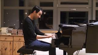 Practicing Mozart's Sonata KV 310 in A minor / Rafael Gómez-Ruiz