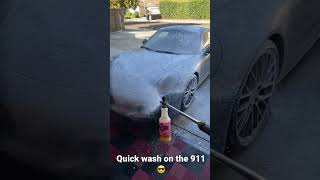 Maintenance wash! Porsche 911 4s