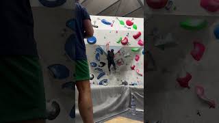 Bouldering with monkey style