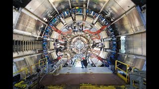 LHC potrebbe essere un moderno “Stargate” basato su una Tecnologia Aliena Antica!!