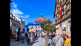 BR  Radltour am Marktplatz in Neustadt an der Aisch am 2.August 2024