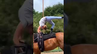 so talented girl #shorts #talent #girl #horse #animals #pets #viral #youtubeshort #funnyshorts