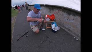 ABRIO PARQUE DE LOS NIÑOS , A PURA PESCA