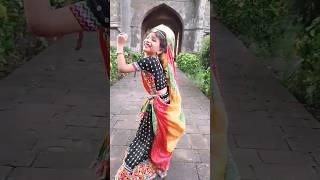 Energetic Galgoto Me Zukine || Geeta Rabari || Navratri #gujjugarba #shorts #viralreels #garba