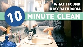 Watch me clean my bathroom! | Hoarder to Minimalist  Ep. 5