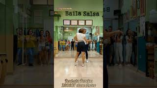 Clases de Bachata Parejas #shorts 230607 con conteo #salsa #bachata #tiktok @angelaimambo