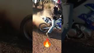 Ripping YZ250 2stroke..